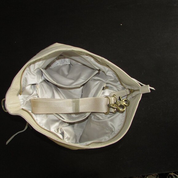 Leather Cream Pocketed Hobo Handbag - NEW - Picture 11 of 15